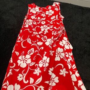 Hawaiian hibiscus print dress